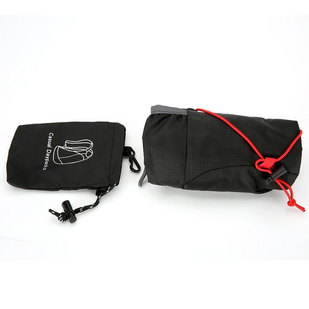 Pack Chien Outdoor – Gamelle, Gourde et Couverture - sac noir plier et sa pochette de rangement coté