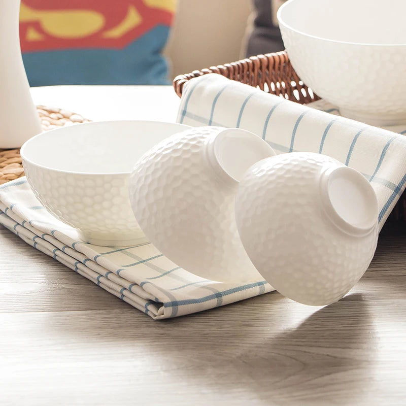 Bol en Porcelaine Bacugi avec texture originale, parfait pour servir vos plats délicieux
