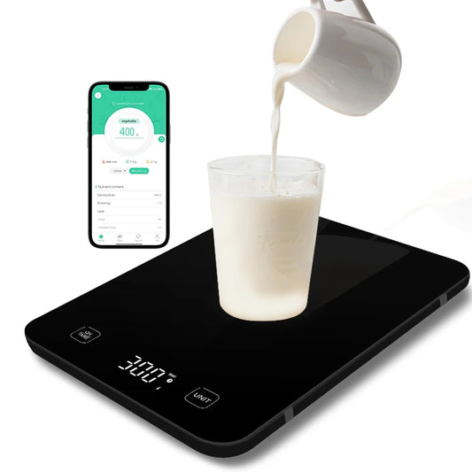 Balance de cuisine connectée Bluetooth noire avec écran digital et application mobile visible