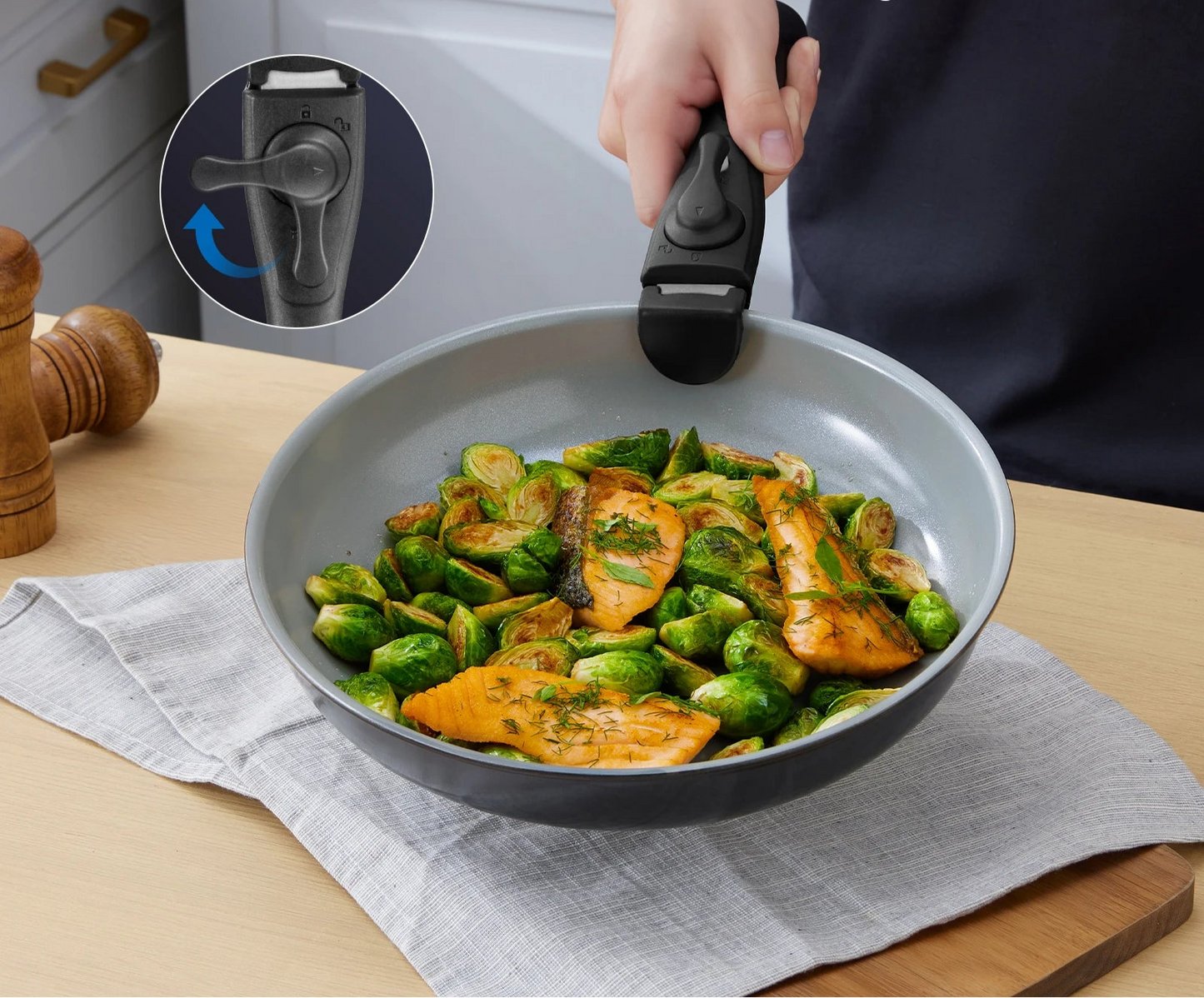 Poêle en céramique Ustensile de chef avec poignée ergonomique et légumes sautés