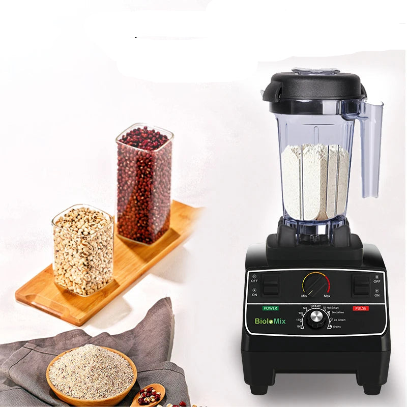 Blender BioloMix 2200W – Smoothies, Soupes, Beurres avec base noire et ingrédients secs à côté