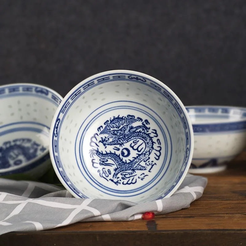 Bol en Porcelaine Chinoise avec design bleu traditionnel et finitions élégantes