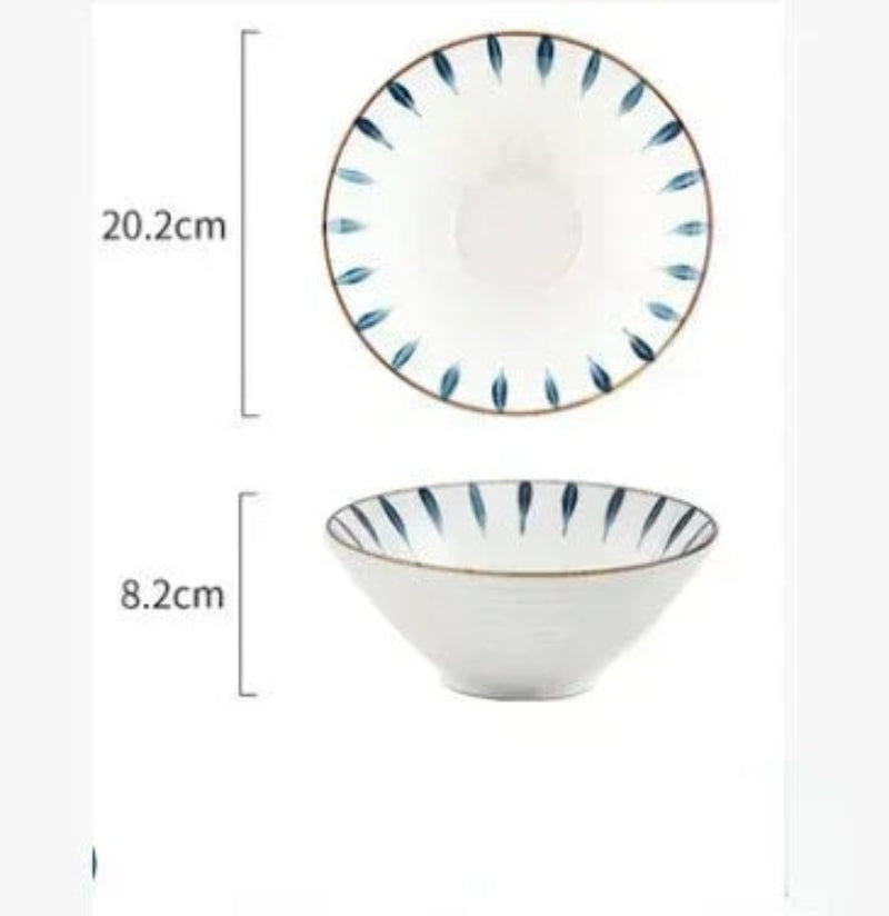 Bol Japonais en Porcelaine – Élégance Zen et Artisanat avec un design raffiné aux motifs bleus