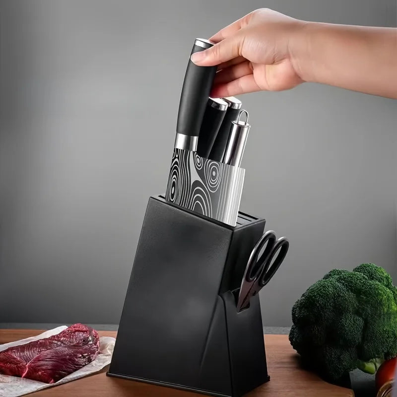 Porte Couteaux Antidérapant — Support Cuisine Durable bloc noir moderne avec couteaux et ciseaux main retirant un couteau