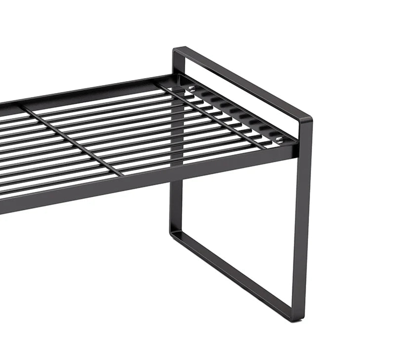 Étagère de Rangement Inox pour Cuisine Moderne et Pratique en métal noir avec design minimaliste