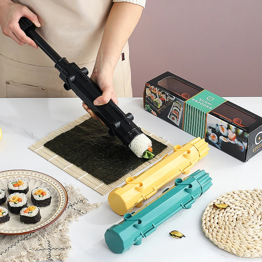Kit Sushi – Rouleau et Moule à Sushis Maison en action, montrant la préparation de sushis sur une table