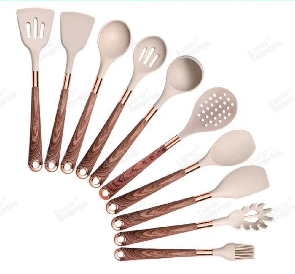 Ensemble 12 pièces Ustensiles Silicone Rose Gold LARTI SCUPRITE – Set Cuisine, manches effet bois et têtes silicone beige