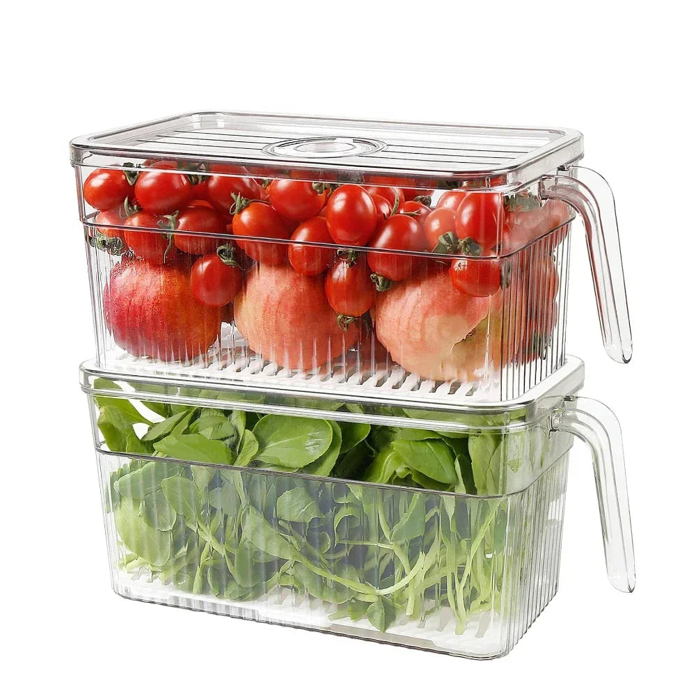 Boîte de conservation PET – Fraîcheur et organisation frigo. Boîtes transparentes empilables avec tomates, pommes et salade