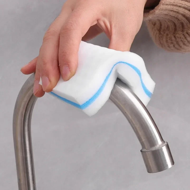 Éponge magique – Lot de 50 pièces éco-friendly 10×6 cm. main nettoyant robinet inox blanc et bleu