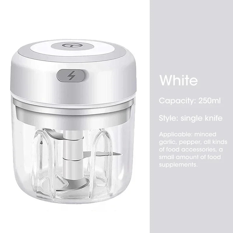 Mini Hachoir Sans Fil Rechargeable 30W – 100 à 300 ml blanc avec lame unique pour hacher ail et épices