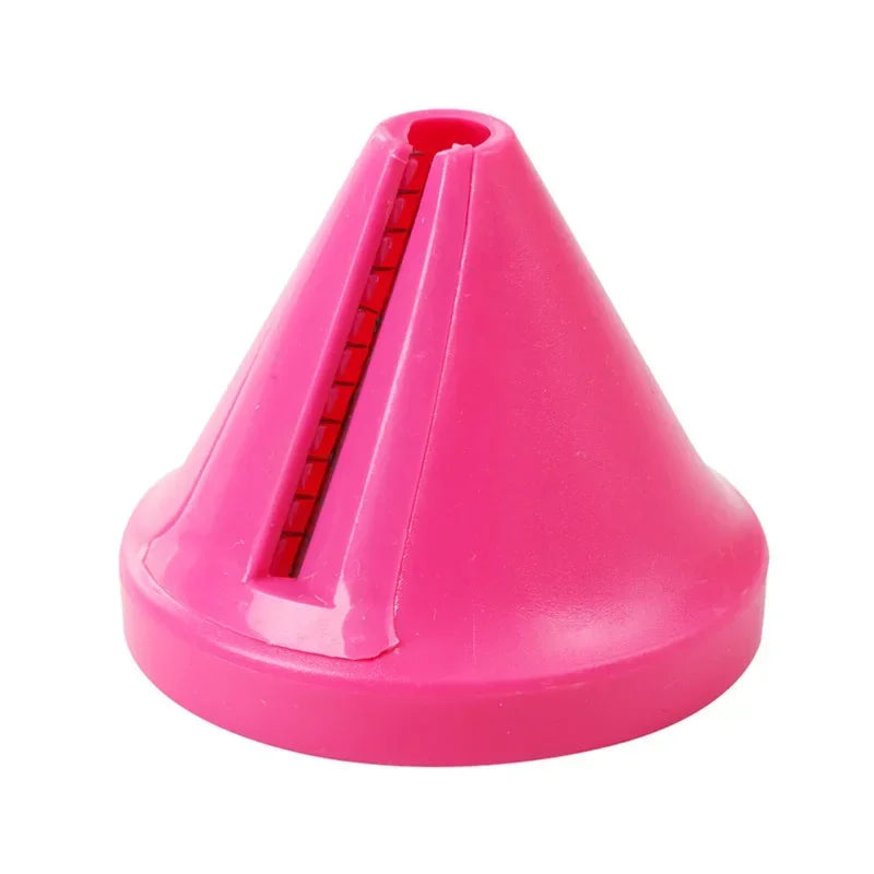 Mini Râpe Inox Compacte – Ail, Gingembre, Fromage en forme de cône rose pour une utilisation pratique en cuisine