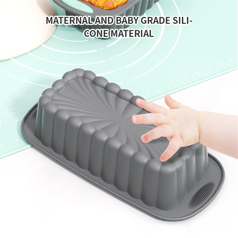 Moule à Cake en Silicone – Antiadhésif & Durable avec design ondulé et matériau de qualité bébé.
