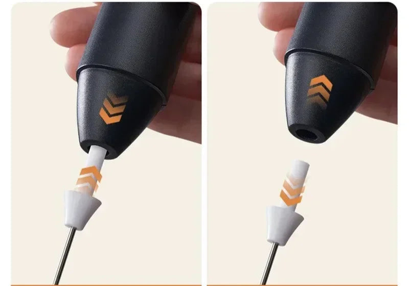 Démonstration du démontage du mousseur à lait électrique sans fil pour nettoyage facile