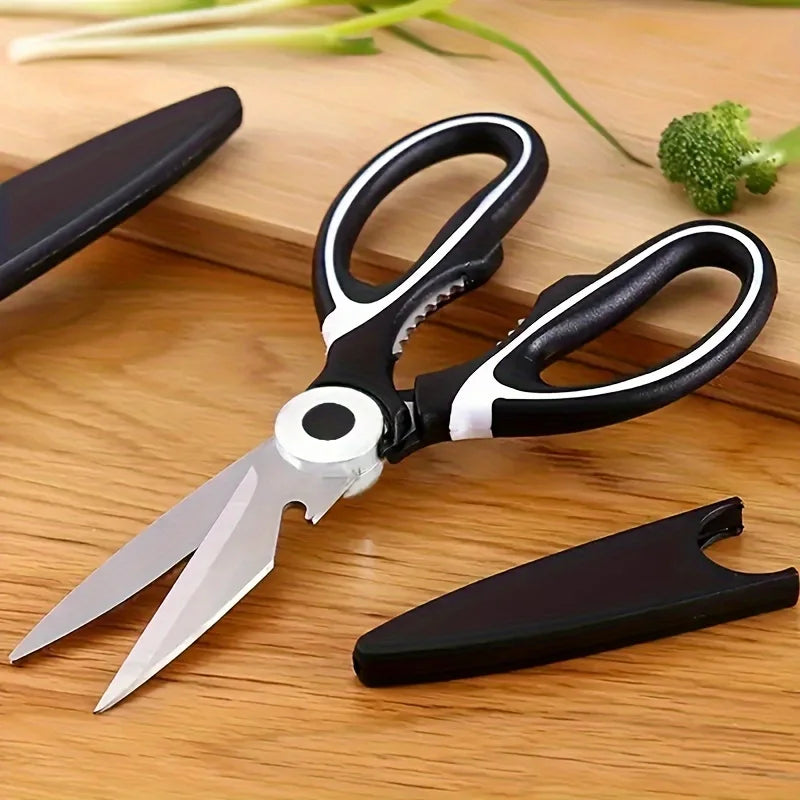 Ciseaux de Cuisine Multifonction noirs et acier inoxydable avec protège-lame sur planche en bois
