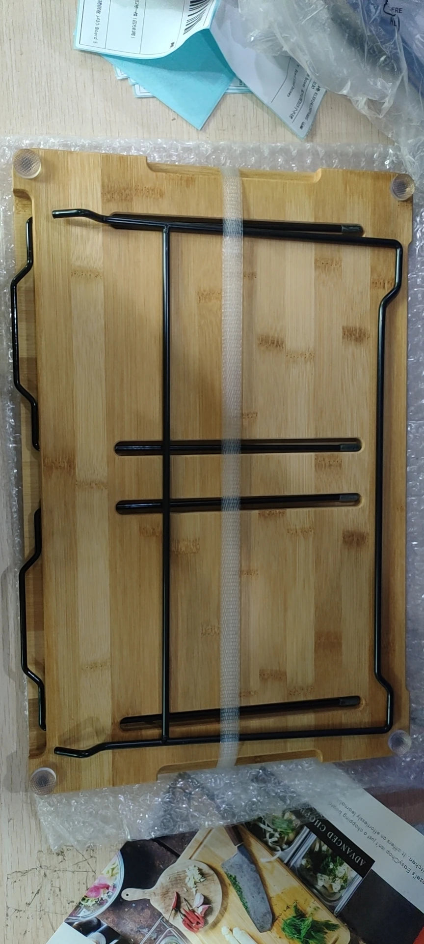 Planche à Découper Bambou avec Bacs – Éco Pratique de Ustensile de chef en bambou naturel avec cadre métallique noir