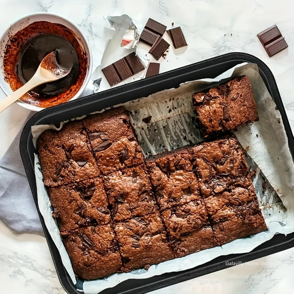 Plaques de cuisson antiadhésives – Set de 3 tailles S/M/L avec brownies au chocolat frais sur papier cuisson