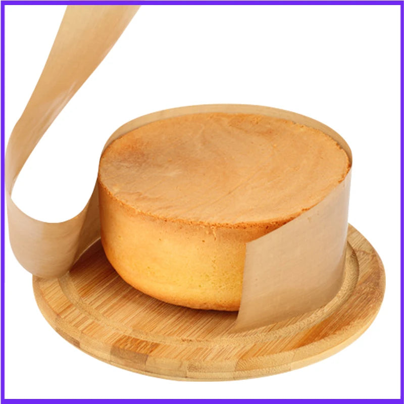 Rouleau de Papier Sulfurisé Antiadhésif – Cuisson Gâteaux Facile en action sur un gâteau moelleux