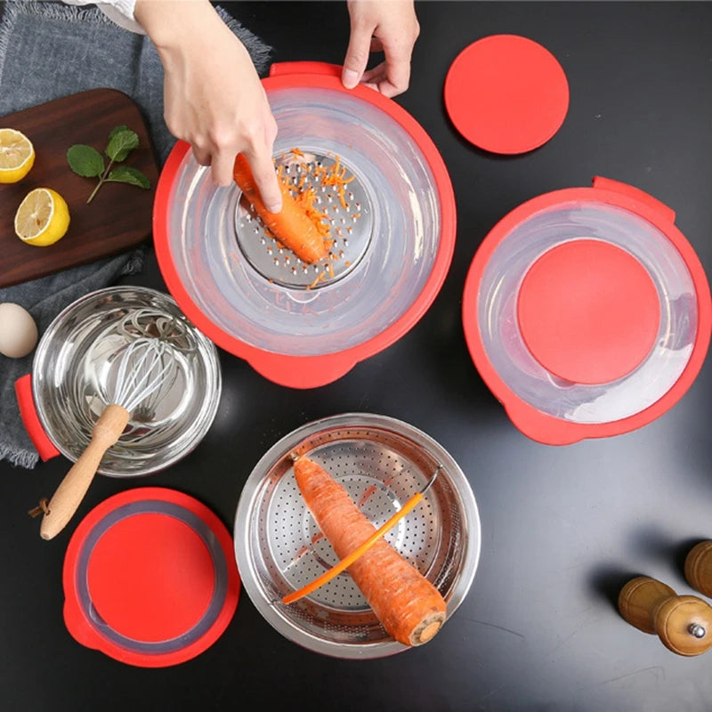 Saladiers Inox avec Couvercles et Râpes – Lot 3 Tailles avec râpe intégrée et ustensiles de cuisine rouges
