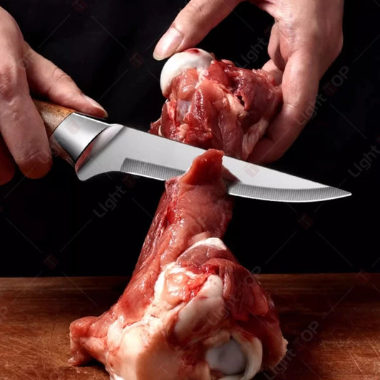 Set de Couteaux Professionnels Bois tranchant utilisé pour découper de la viande fraîche