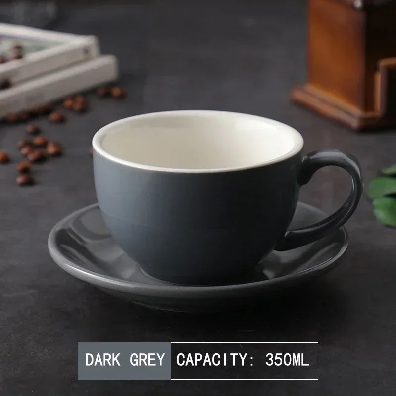 Tasse à Café & Thé avec Soucoupe – Design Nordique Élégant en gris foncé, capacité de 350ml