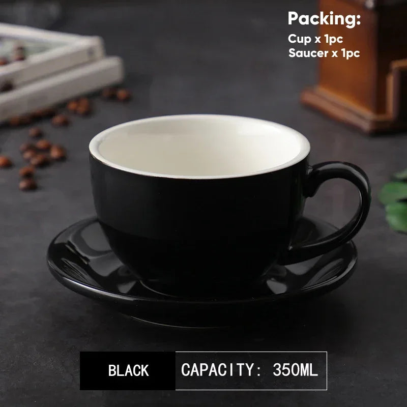 Tasse à Café & Thé avec Soucoupe – Design Nordique Élégant en noir avec une capacité de 350ML