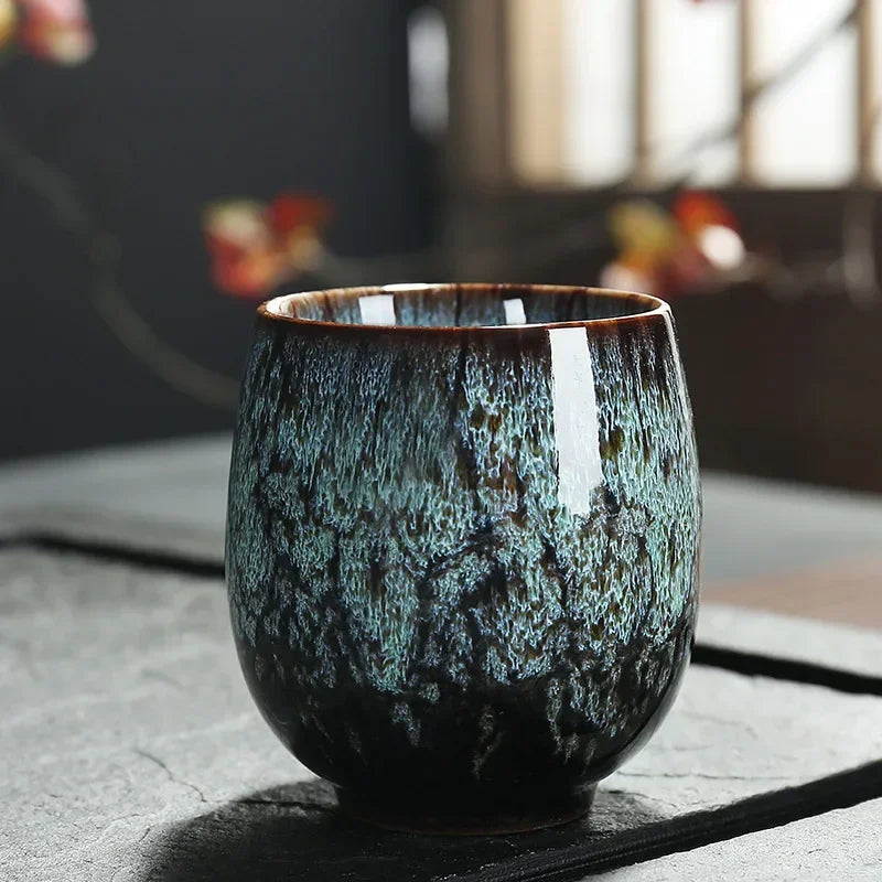 Tasse en Céramique Colorée avec un Design Écologique et une Finition Brillante
