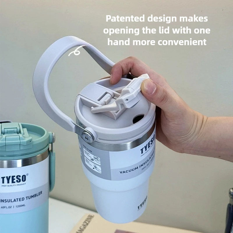 Mug isotherme inox avec anse – 750ml à 1200ml. Blanc avec poignée, ouverture du couvercle à une main pratique