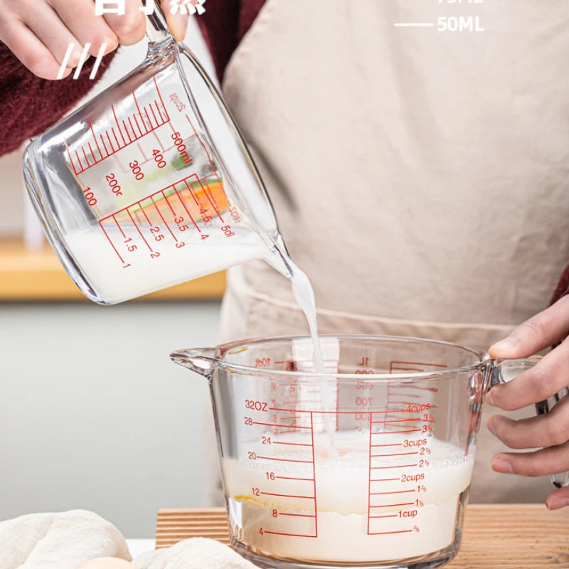 Verre Doseur en Verre 350/500/1000ml avec marquages rouges utilisé pour mesurer et verser du liquide en cuisine