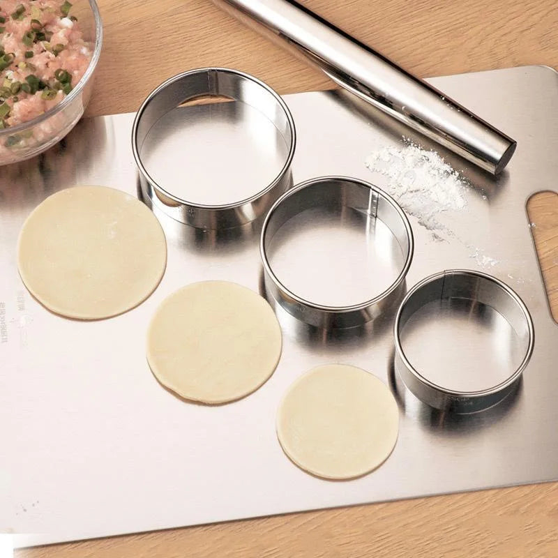 Set de 5 Moules Ronds en Acier Inoxydable pour Biscuit, Pâtisserie et Cookies – Tailles Variées 3.5cm à 7cm – Outils de Cuisine Multifonctions - Ustensile de chef
