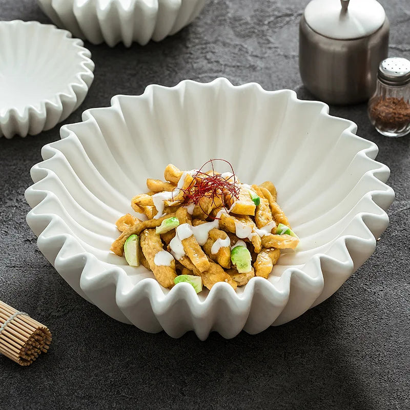 Saladier en porcelaine couleur unie forme irrégulière pour restaurant

