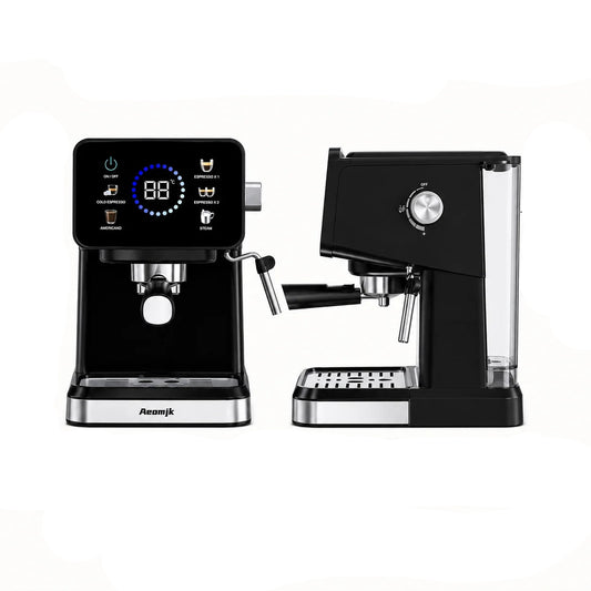 Machine à expresso semi-automatique avec mousseur à lait en noir pour préparer des cafés de qualité.