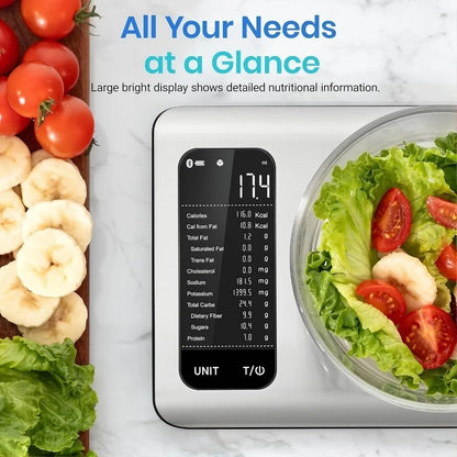 Balance de cuisine intelligente inox 304 avec application affichant des informations nutritionnelles sur un fond de légumes frais.