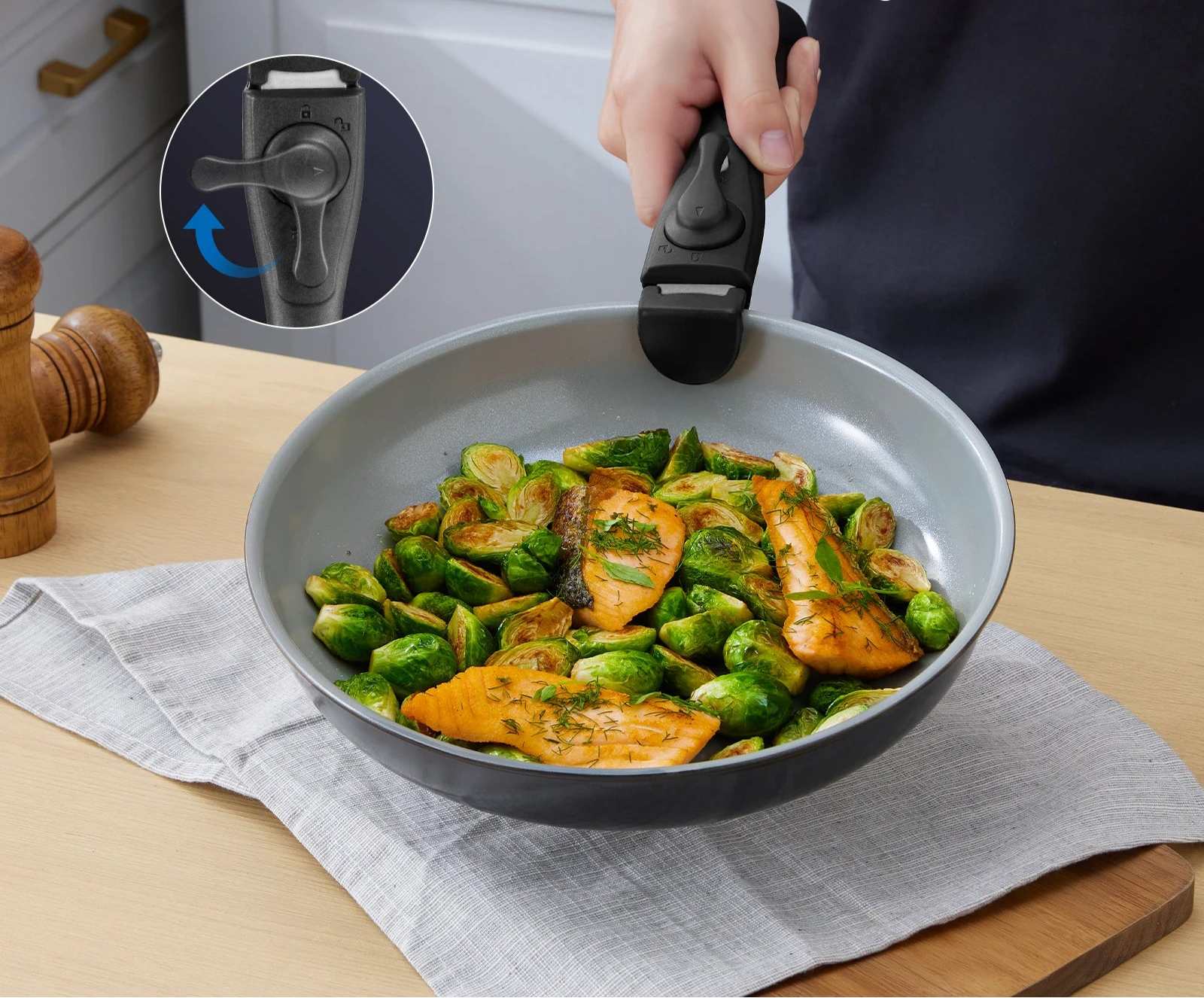 Poêle en céramique Ustensile de chef avec poignée ergonomique et légumes sautés
