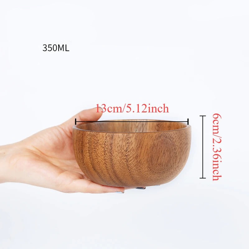 Bol en Bois de Jujubier Massif Durable & Naturel de 350ml en main pour une utilisation pratique