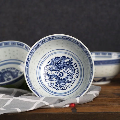 Bol en Porcelaine Chinoise avec design bleu traditionnel et finitions élégantes