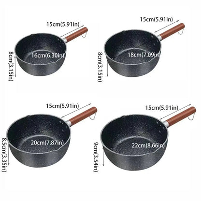Casserole Antiadhésive avec Bec Verseur & Manche Bois de différentes tailles pour une cuisine pratique
