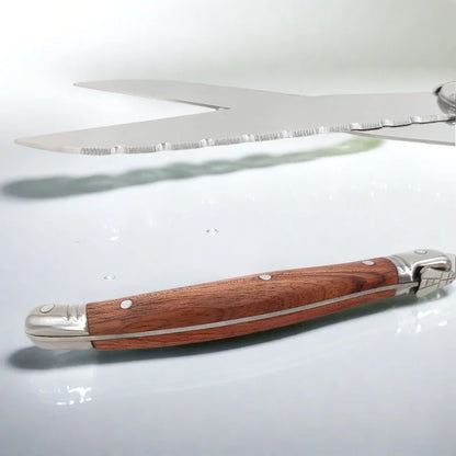 Couteaux à Steak Forgés Main avec une lame en acier inoxydable et un manche en bois élégant