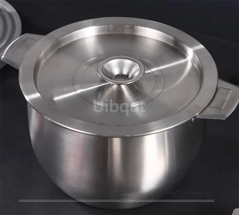 Casserole en inox avec Couvercle inox multi-tailles – 10 à 40 cm. Poignées latérales et couvercle ajustable pour cuisson