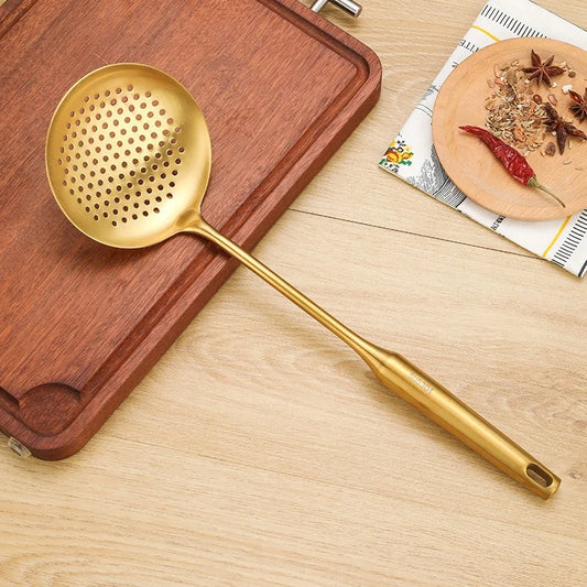 Ustensile de cuisine long doré en acier inoxydable pour égoutter avec manche ergonomique