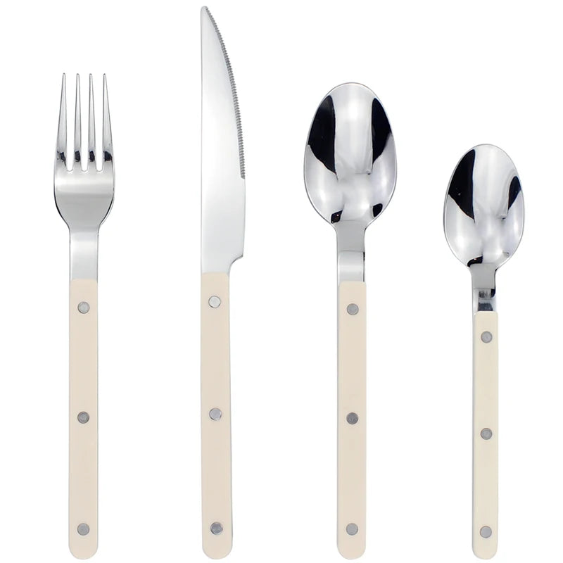 Couverts Inox 18/10 Premium Kit Complet 4 Pièces avec poignées en ivoire pour un élégant service de table.