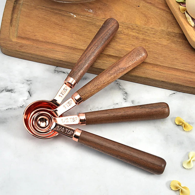 Cuillères doseuses Inox bois avec manches en bois foncé et cuillères en acier inoxydable pour mesurer les ingrédients