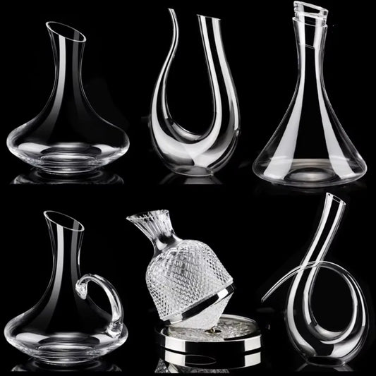 Assortiment de décanteurs à vin en verre, y compris un décanteur à vin en verre – carafe œnologie éco-responsable.