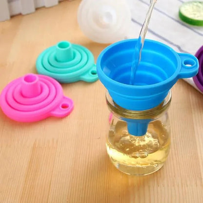 Entonnoir pliable en Silicone de différentes couleurs pour un usage pratique en cuisine