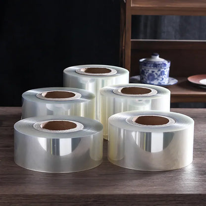 Film Rhodoïd pour Entremets – Rouleau Transparent, idéal pour la pâtisserie et la présentation des desserts.