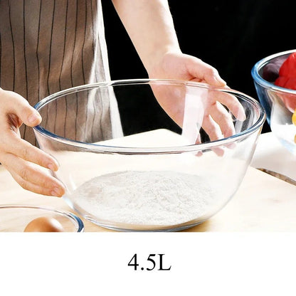 Grand bol en verre transparent de 4.5L, parfait pour toutes vos préparations culinaires
