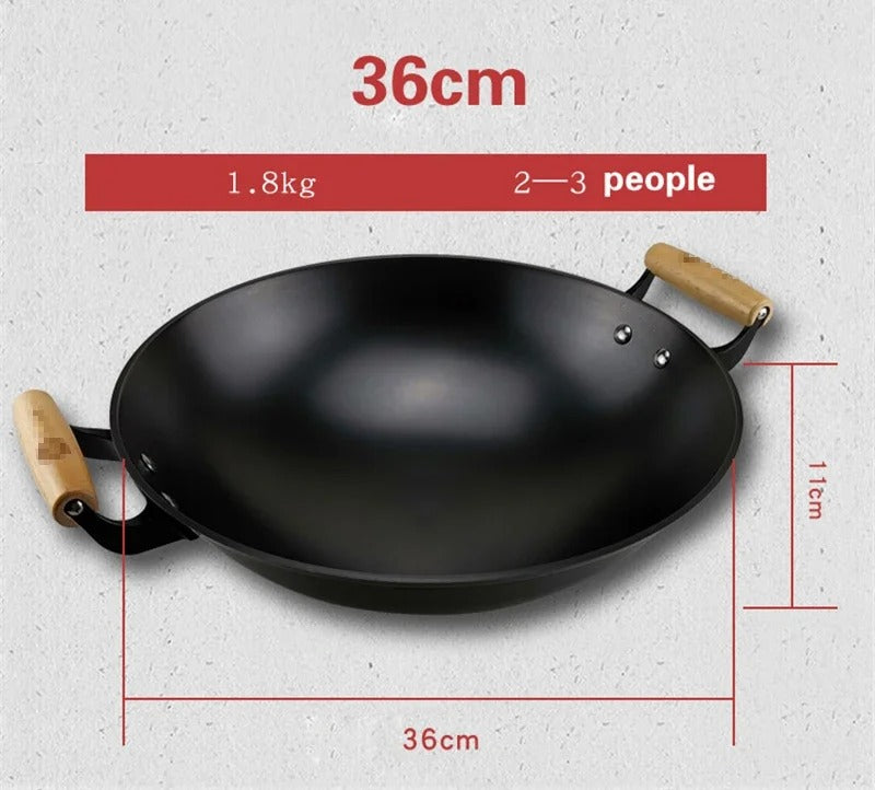 Grand Wok en Fonte 32 ou 36 cm Compatible Gaz et Induction avec poignées en bois pour la cuisine
