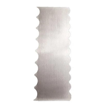 Grattoir à Gâteau en Inox pour Décoration avec bord dentelé pour des finitions parfaites