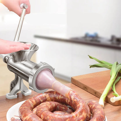 Hachoir à Viande Manuel Multifonction – Compact & Pratique en acier inoxydable utilisé pour préparer des saucisses fraîches