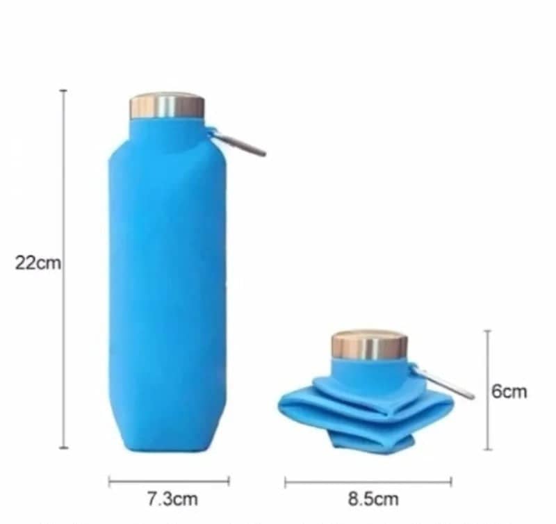 Bouteille d'eau pliable bleue et compacte de 22 cm, idéale pour le kit Survie Solo 72h – Kit complet Guide PDF offert