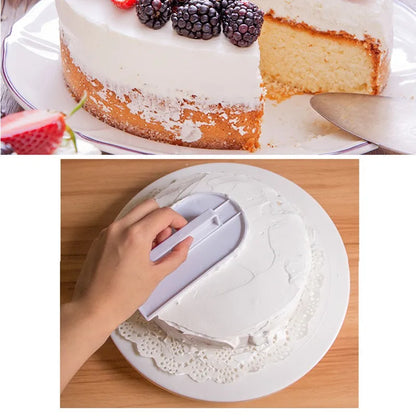 Lisseur à Fondant pour Gâteau – Outil de Lissage utilisé pour lisser un gâteau recouvert de crème glacée